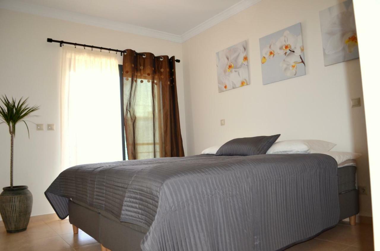 Marina Beach Apartment Lagos Exterior foto